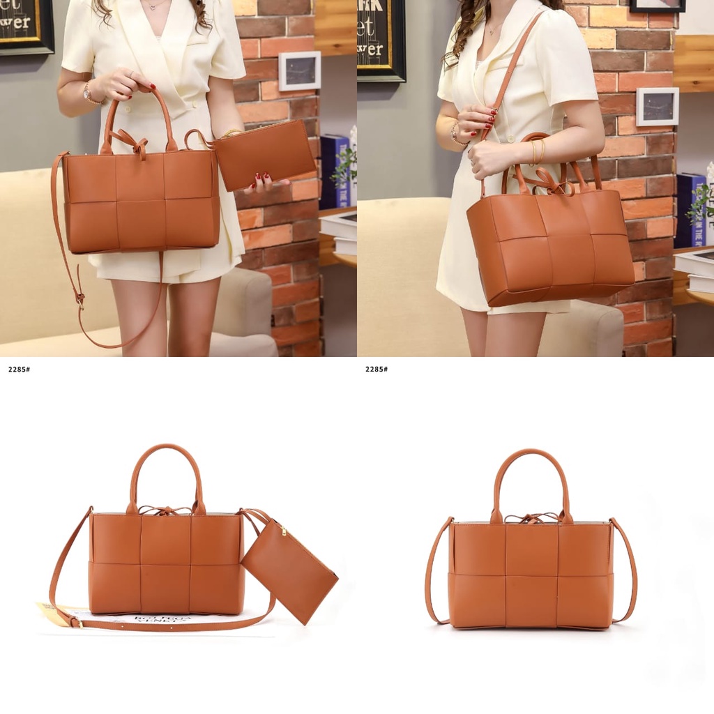 BAG Ahsanti Leather Arco Tote Bag With Pouch TC2285