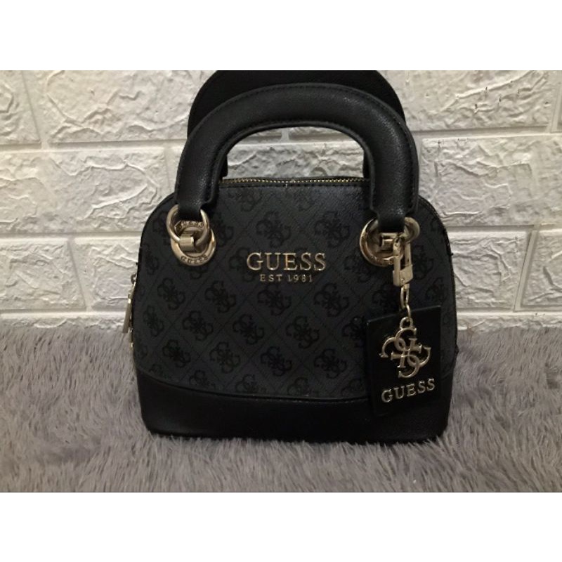 pl guess au bag