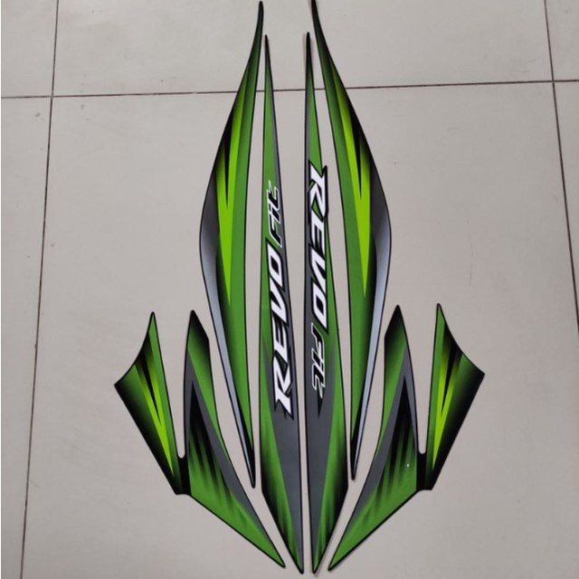 STIKER STRIPING LIS BODY MOTOR REVO FIT 2012 TERMURAH LIS BODY MOTOR REVO FIT 2012 BERKUALITAS TERBA