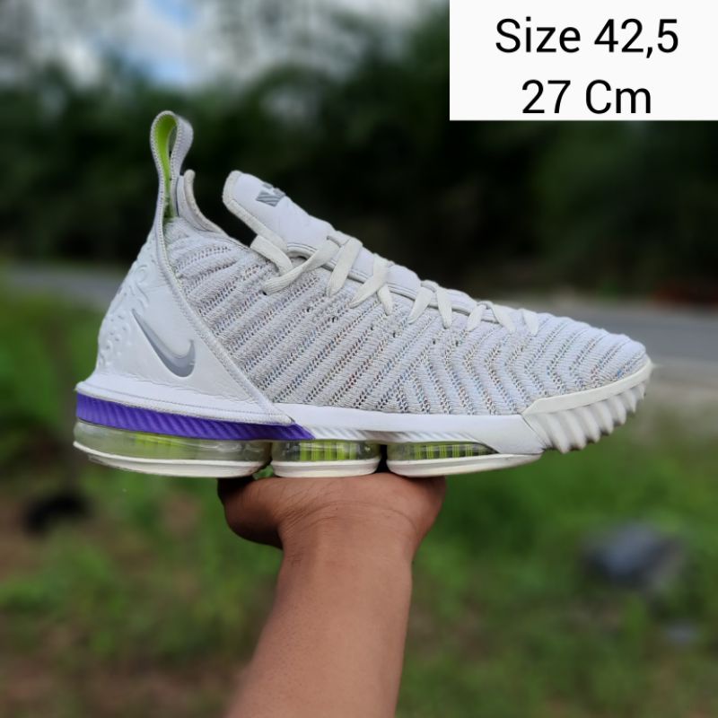 NIKE LEBRON 16 Buzz LIGHTYEAR ORI SECOND