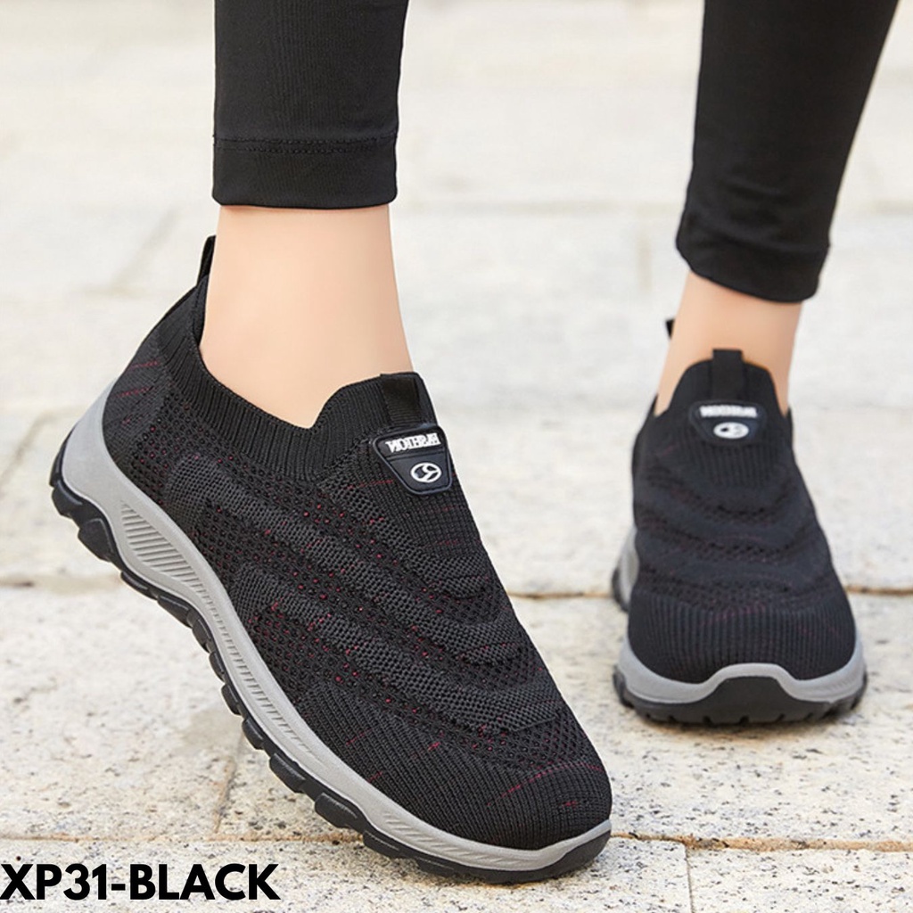 SEPATU SNEAKERS WANITA DESIGN MINIMALIS LARIS COMFY RUNNER FASHION SANTAI BAHAN FLYKNIT IMPORT P31