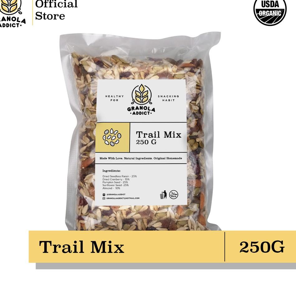 

TERLARIS BRANDS FESTIVAL Granola Addict - Trail Mix (Sunflower, Pumpkin Seeds, Almond, Raisin, Cranberry) 250G 