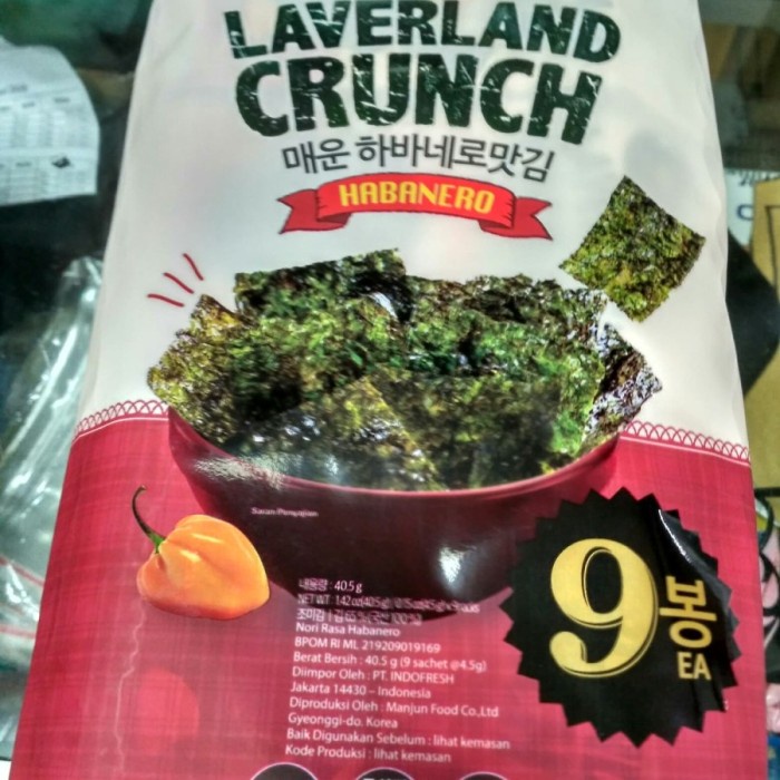 

Laverland crunch seaweed korea / snack seaweed by manjun rasa sea salt