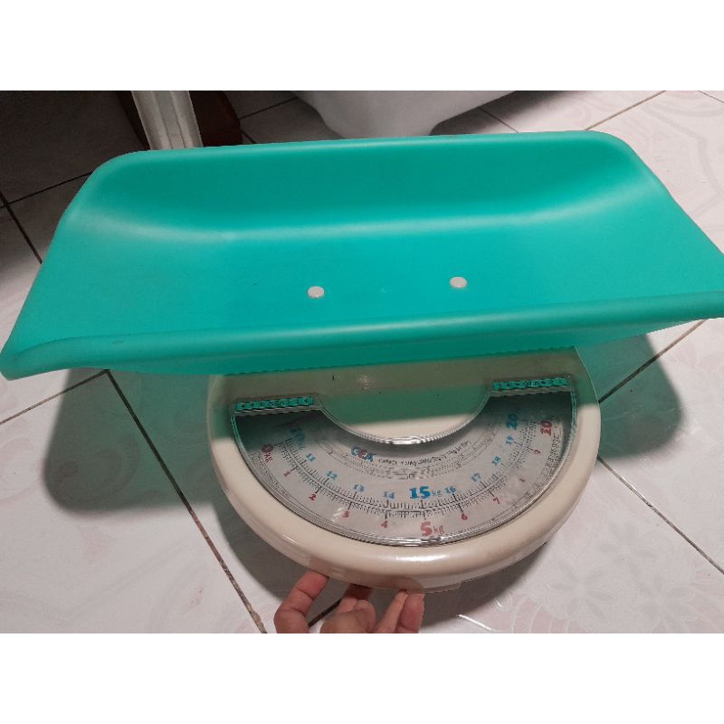 preloved timbangan bayi