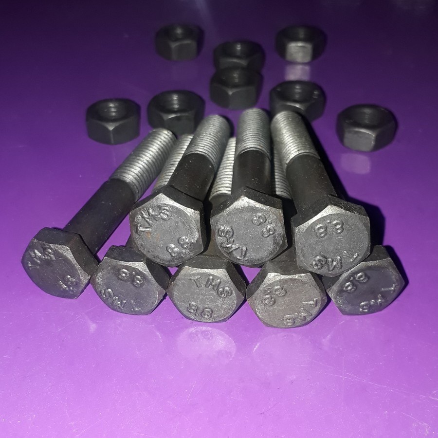 Baut + Mur Baja M10x100/Hitam baja/Baja Grade 8.8/kunci 17