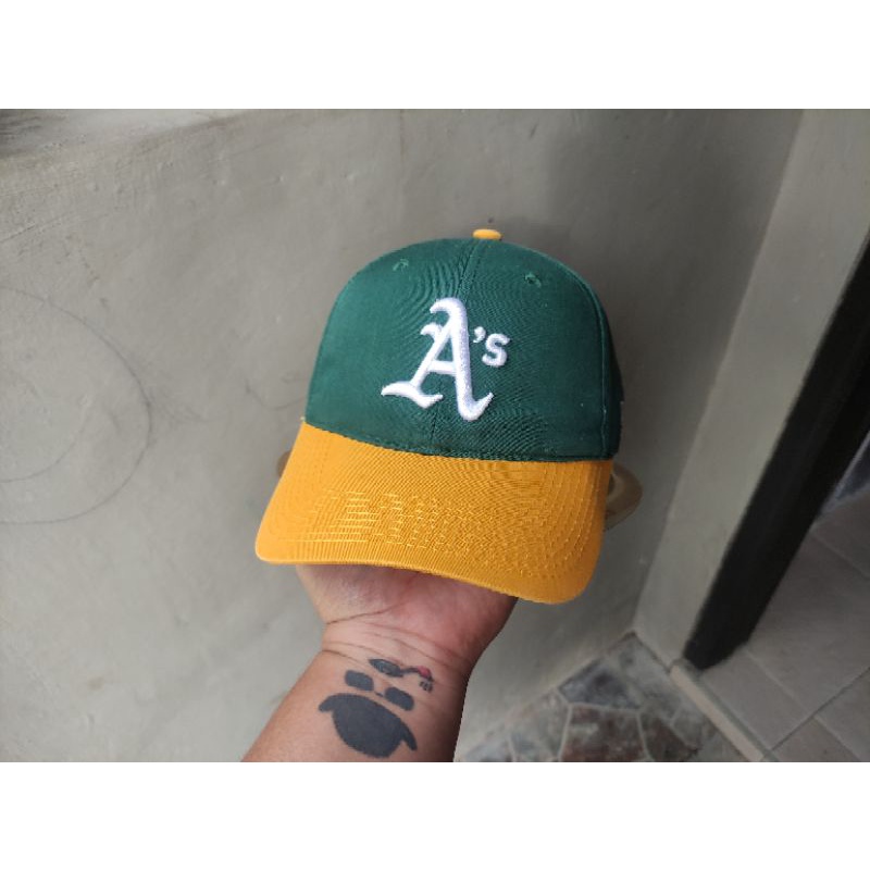 preloved topi caps team mlb oakland as ( second )