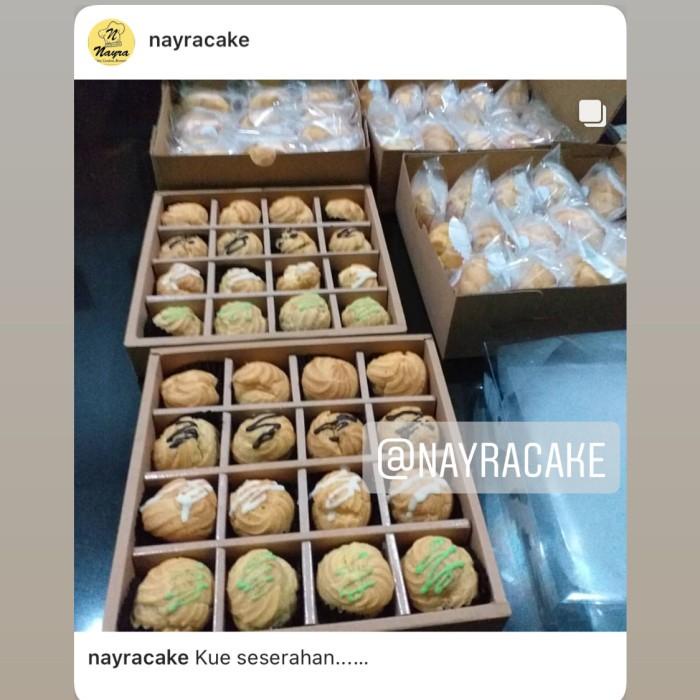 

Box Nastar Plus Sekat 082