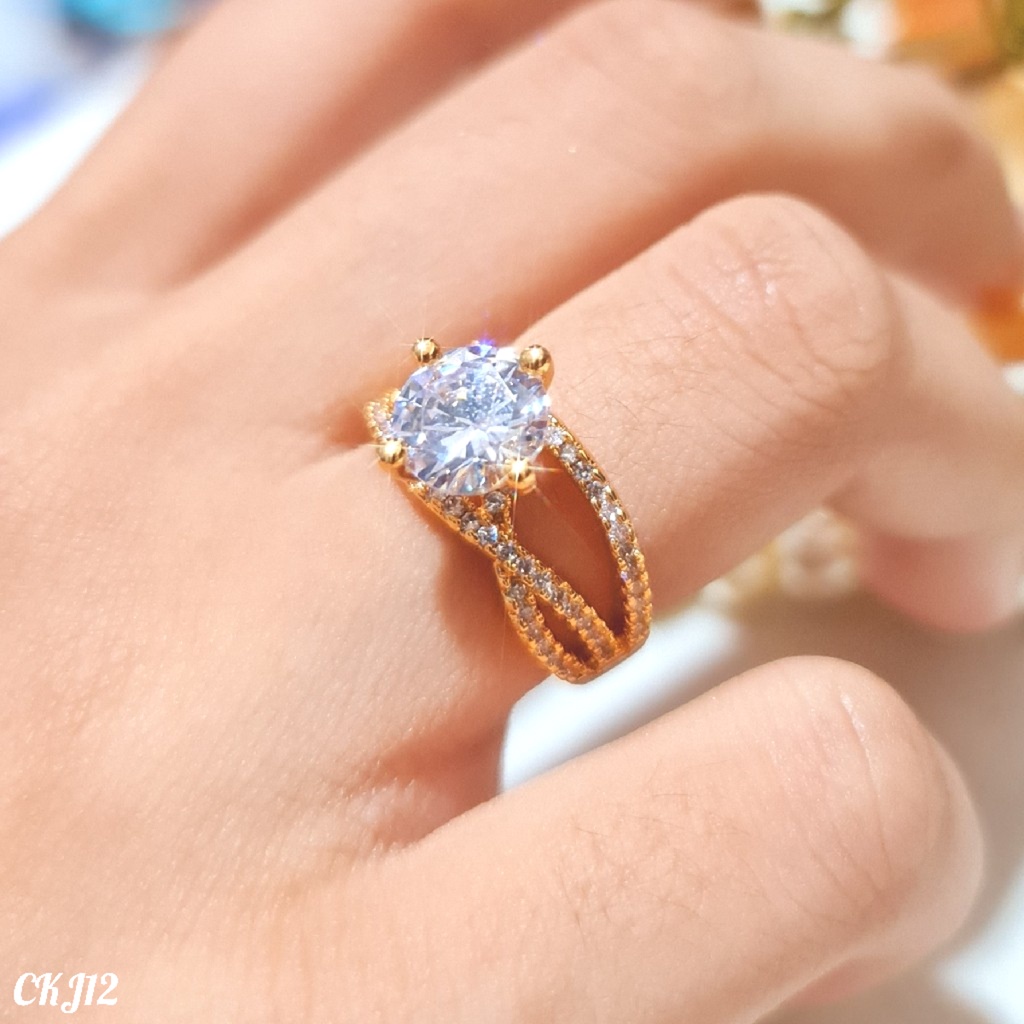 PGX Cincin Xuping Wanita Perhiasan Lapis Emas Aksesoris Fashion Premium - Z447