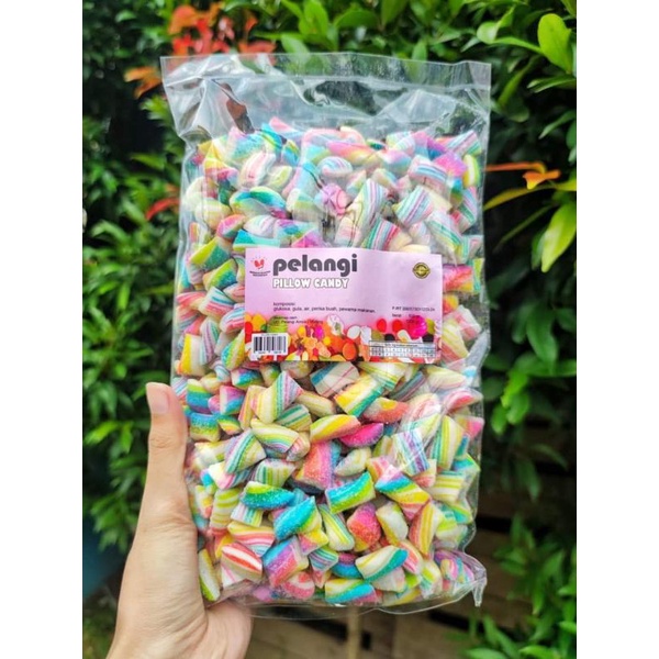 

1 KG PERMEN BANTAL PELANGI