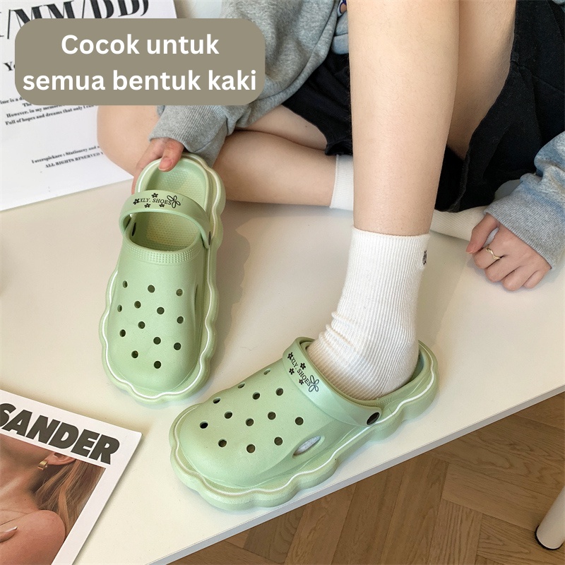 Mainland Sandal Crocs Pin Karakter Jibbits Lucu Sandal Kodok Viral Kekinian Sendal Lubang Pin Karet Rumahan Outdoor HSN132