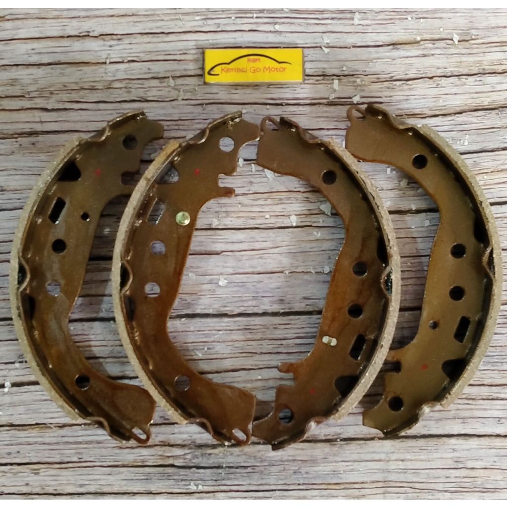 BRAKE SHOE KAMPAS REM BELAKANG YARIS KGW K-291