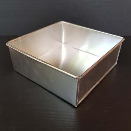 Loyang Kotak / LOYANG ROTI / LOYANG BOLU 20x20x10 CM