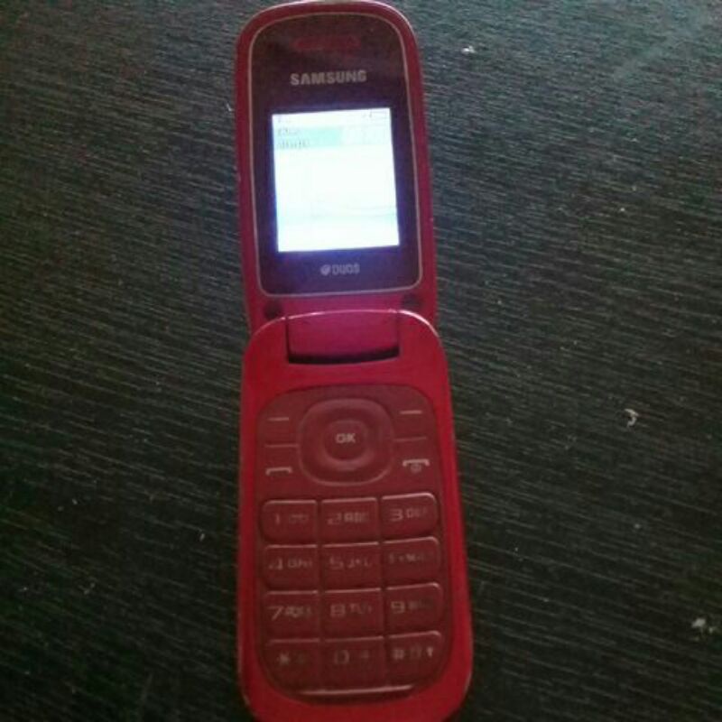 Samsung Lipat GT-E1272 Minus batangan