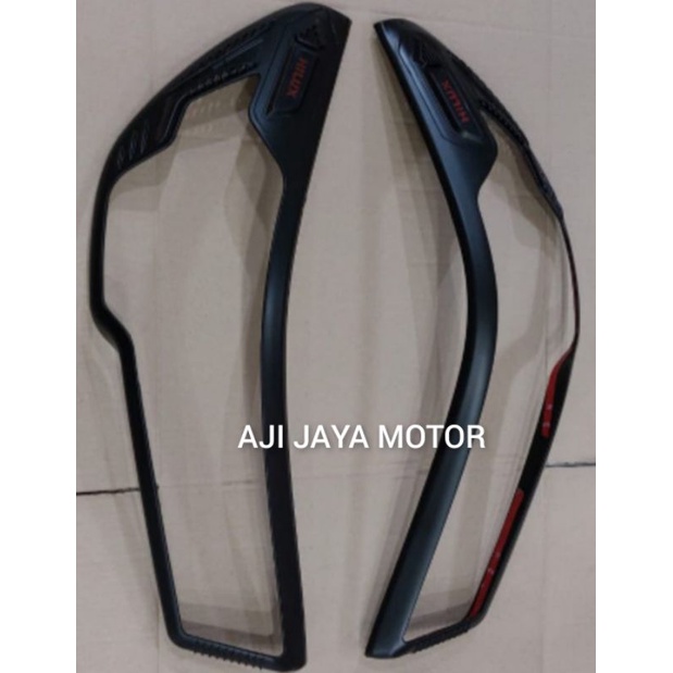 GARNISH LAMPU HILUX V 2020-2022 COVER LAMPU HILUX