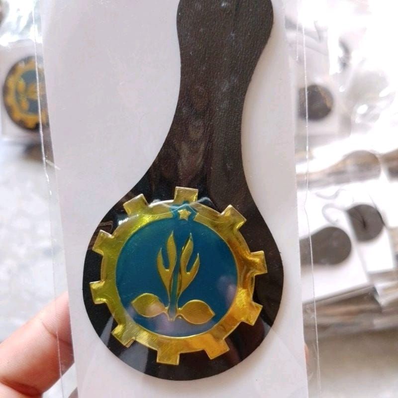 

TANDA JABATAN PRAMUKA MODEL TIMBUL LAPIS RESIN