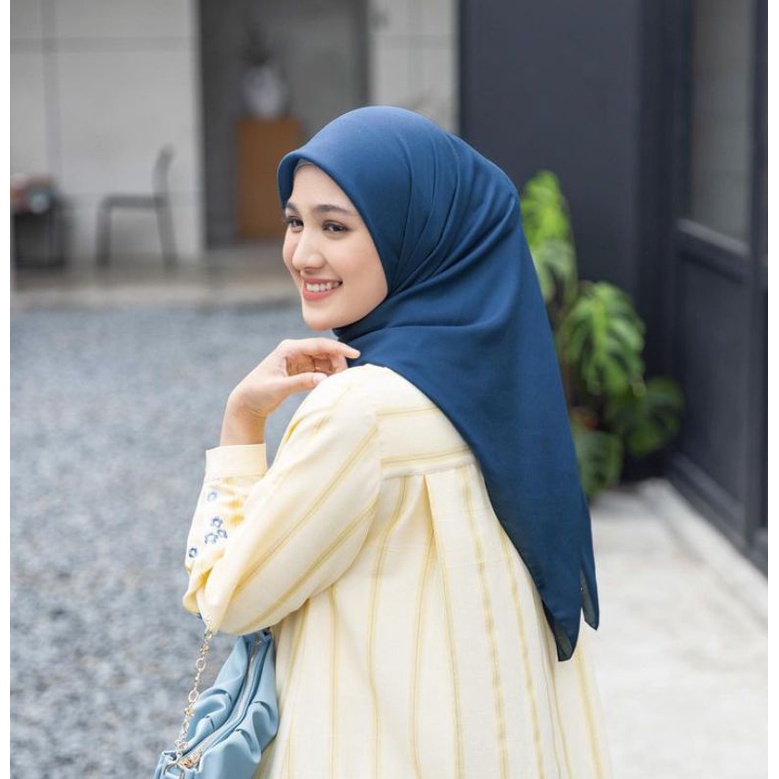Voal Plain scarf series by heaven light x cut Syifa voal plain by heaven lights x cut Syifa hazel se