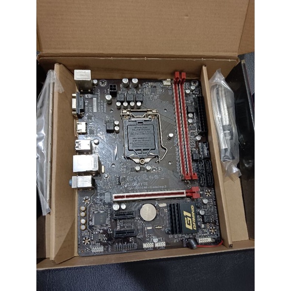 Gigabyte H110 Gaming + proc 4560 quadcore