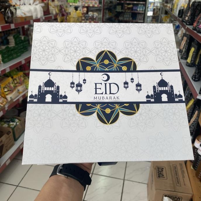 

Set Hampers Toples 4 300Gram Hard Box 22 X 22 Lebaran