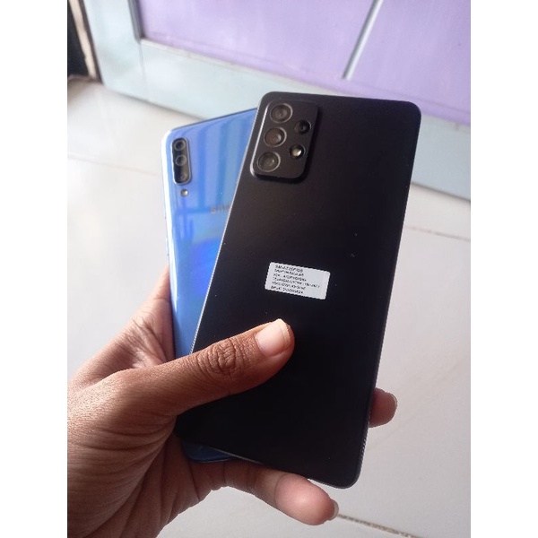 Samsung a72 128gb dan Samsung a70 6 128gb hp second seken bekas lengkap murah ORIGINAL ya