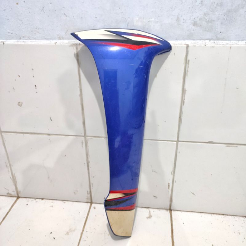 cover body sayap KANAN Honda Supra fit new 2006 biru bekas ORI copotan