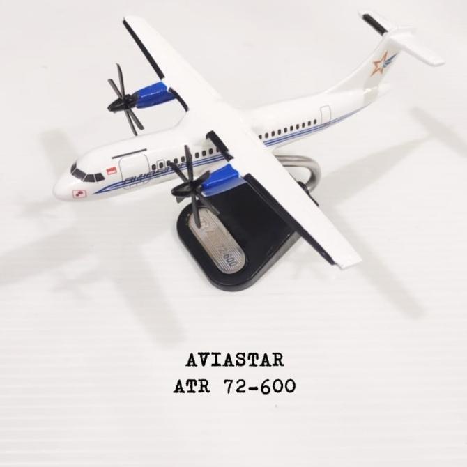 Miniatur Replika Pesawat Atr Aviastar
