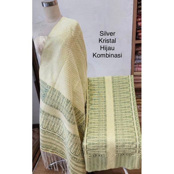 Tumtuman Tarutung Tanpa Sambungan Warna Silver Kristal Hijau Kombinasi