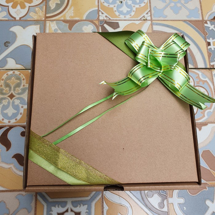 

Terlaris ✨ -4in1 HAMPERS PARCEL LEBARAN PRIA IDUL FITRI SARUNG SAJADAH ULANG TAHUN- 2.2.23