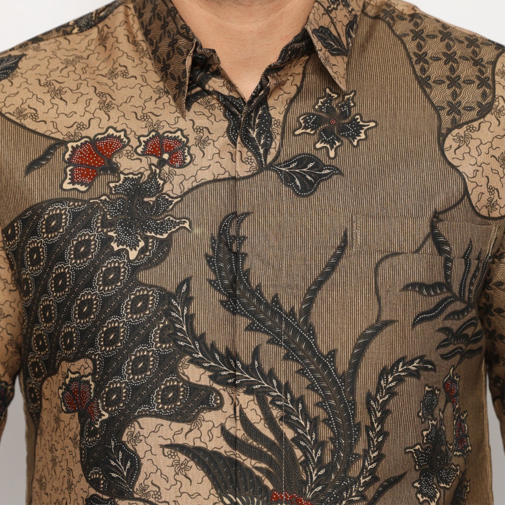 Kemeja Batik Prakasa Motif Bima Ardhani Merah Slimfit Lengan Panjang Batik Solo