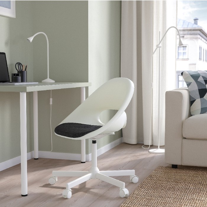 kursi belajar anak roda warna putih