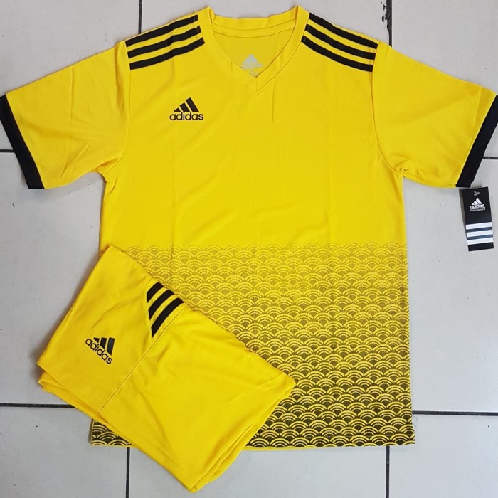Foto baju futsal adidas sales