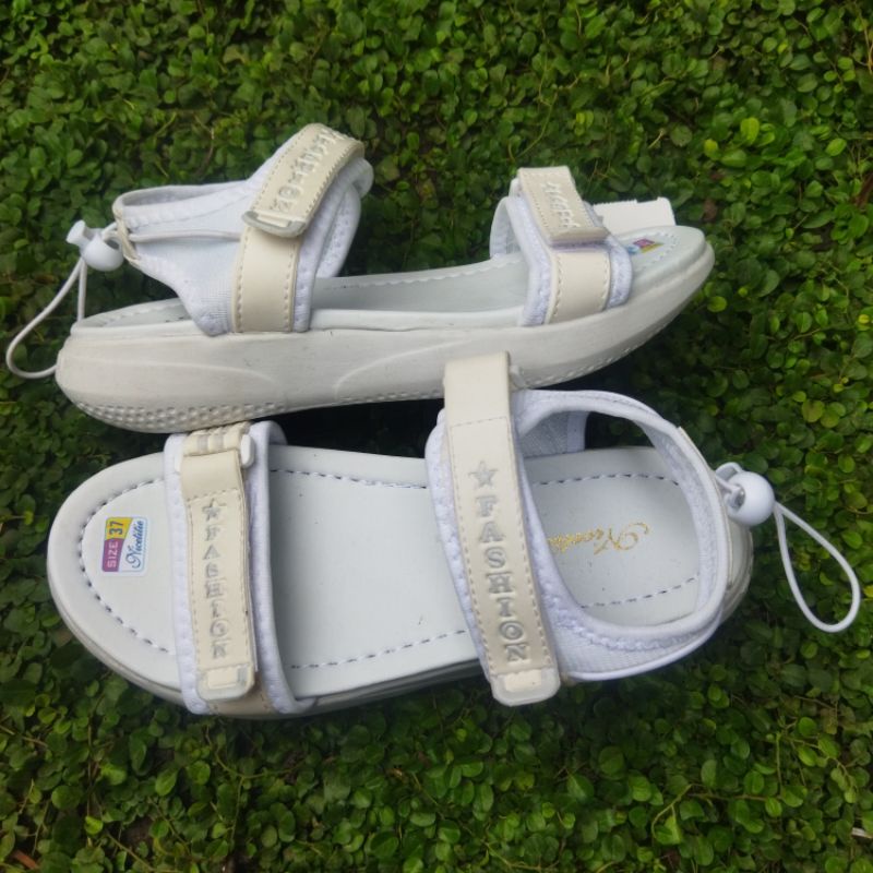 Sandal Gunung Wanita Sandal Outdoor Sandal Casual Original