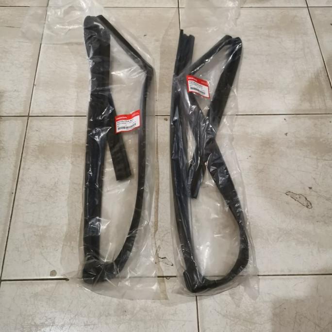 Karet Kaca / Run Chanel Pintu Belakang JAZZ GK5 2014-2021 Original
