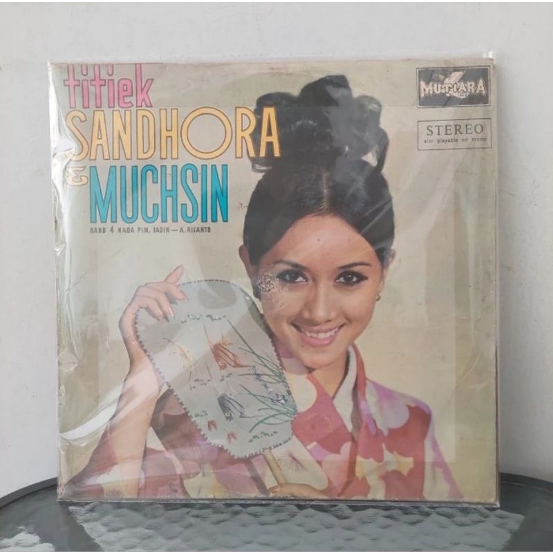 Vinyl Piringan Hitam 12 inch Titiek Sandhora&amp;Muchsin-Taman Impian Jaya