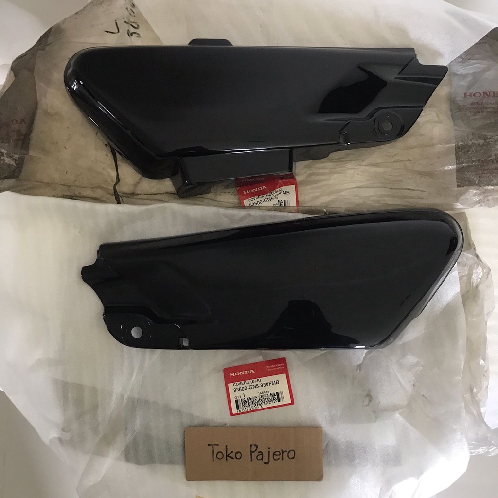 Cover Box Tutup Tepong Aki Accu Kanan Kiri Astrea Grand Legenda Original AHM