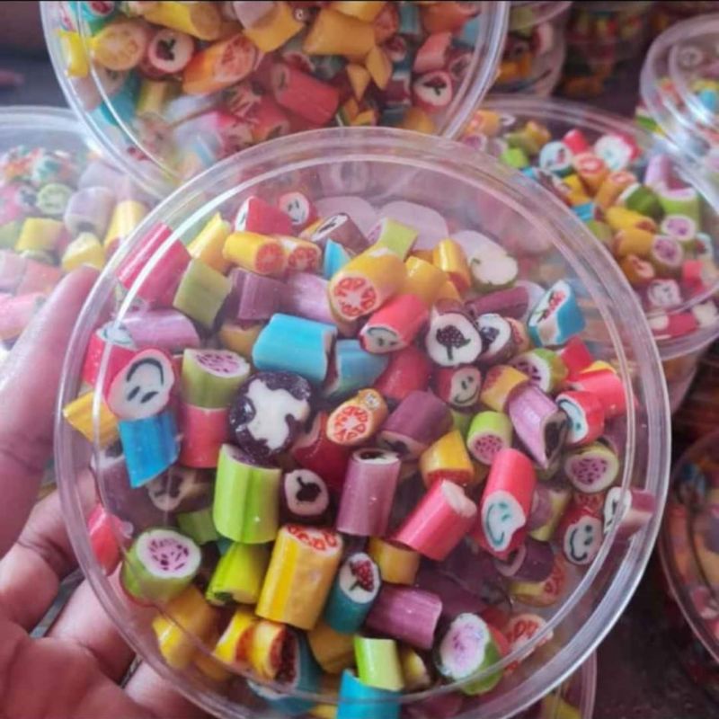 

KEMASAN EKONOMIS PERMEN VIRAL STICK CANDY 250GR