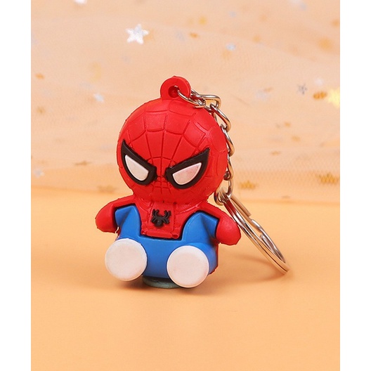 GANTUNGAN KUNCI SUPERHEROES MURAH BARU / KEYCHAIN SUPER HERO LUCU MURAH / GANCI HERO COWOK MURAH BARU / KEY CHAIN SUPER HEROES MURAH ABRU / GANTUNGAN KUNCI BATMAN SPIDERMAN IRONMAN CAPTAIN AMERICA / GANTUNGAN TAS HELLO KITTY MICKEY MOUSE STITCH DORAEMON