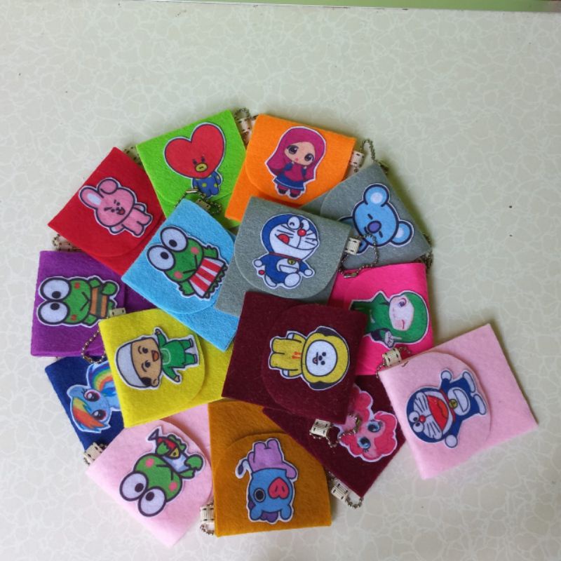 

AMPLOP LEBARAN MURAH UNIK / 6 pcs / ANGPAU KARAKTER / SOUVENIR / GANTUNGAN KUNCI