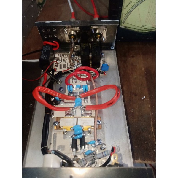 Boster 144Mhz 13-28Volt Untuk Ht In 5 Watt Out 250-300 Watt Tbk
