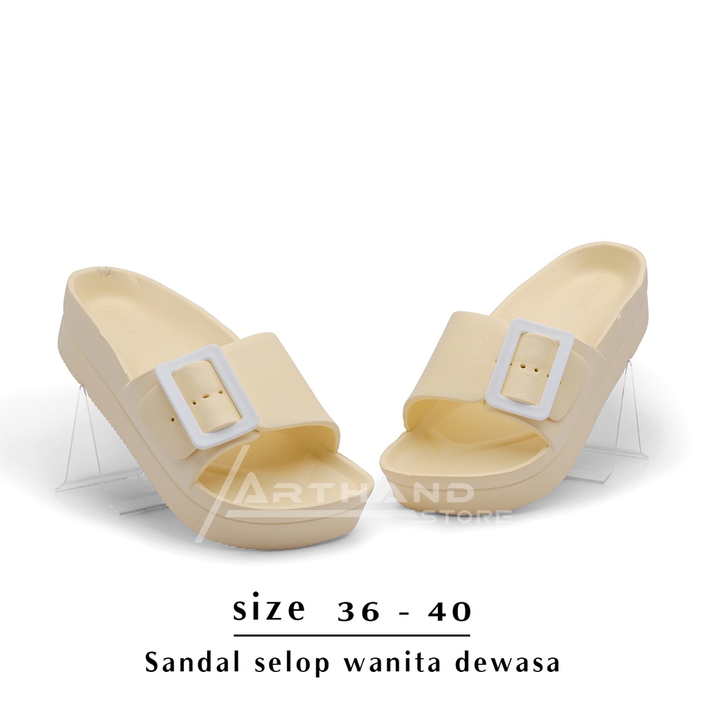 Sandal Wanita Kekinian dan Terbaru Remaja Dewasa Selop Model Gesper Ukuran 36-41