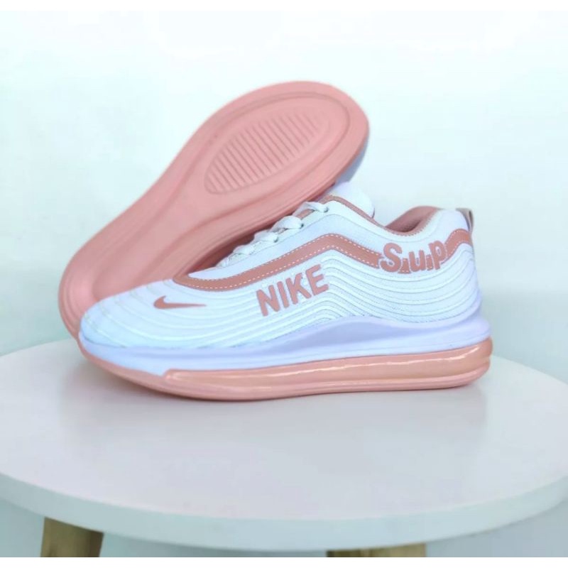 SEPATU NIKE WANITA  SEPATU RUNNING