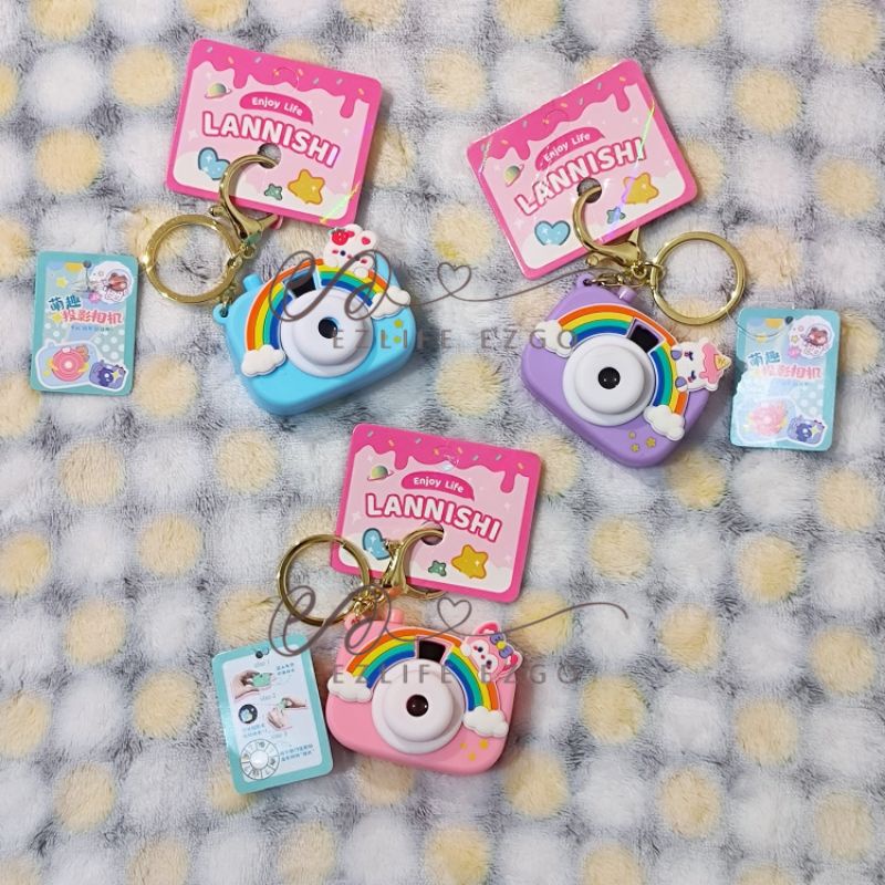 Gantungan Kunci import kamera lucu lampu sorot karakter imut Accecories tas anak-anak hadiah ultah