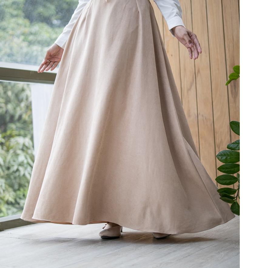 ▼ Ashana Skirt | Zysku Xena | Rok Basic Lebar Marino Suede ☁