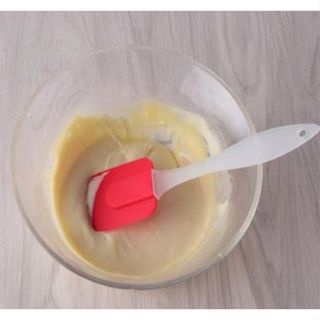 Spatula Silicone Gagang Transparan / Alat Aduk Adonan Kue Anti Lengket Food Grade Elastis Tahan Panas Oles Cake Silikon [MF]