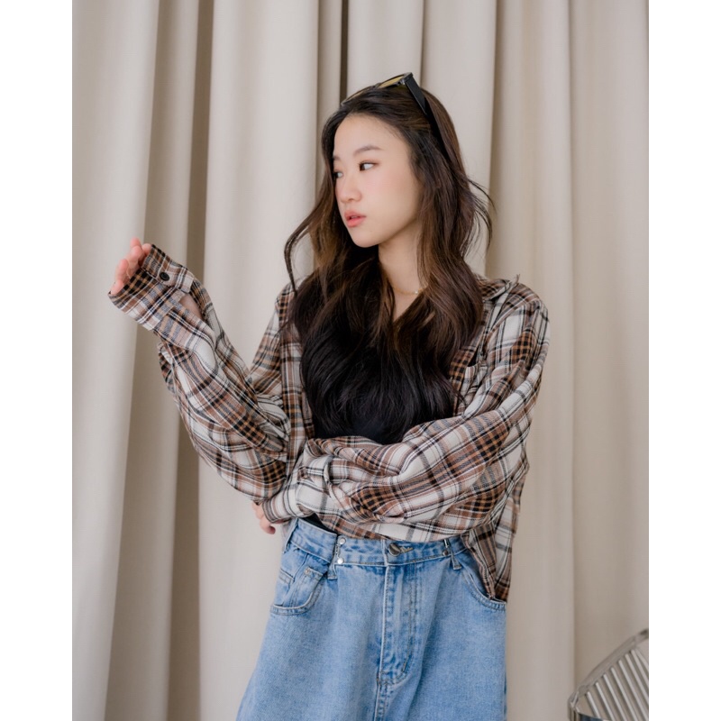 Kemeja Flanel Wanita Semi Crop Emily / Kemeja Crop Wanita kotak-kotak Emily