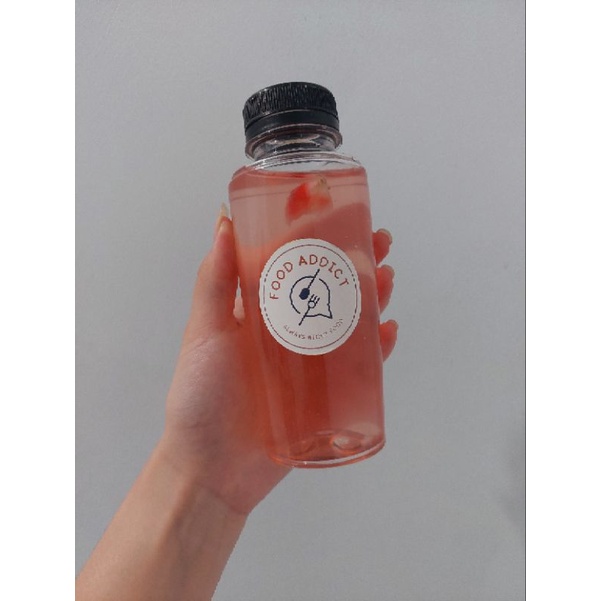 

strawberry infused water