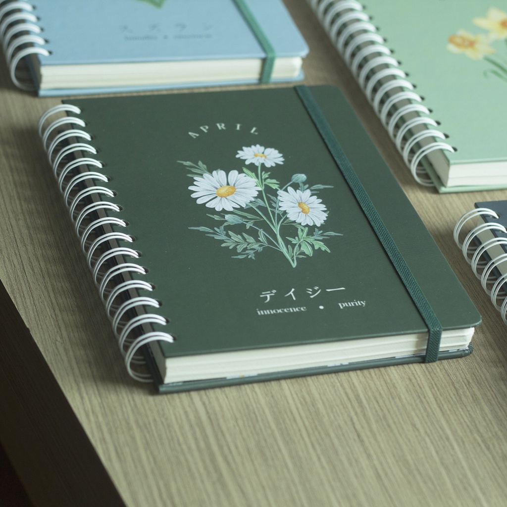 

Notebook / Journal A5 Birth Flower Series - Daisy