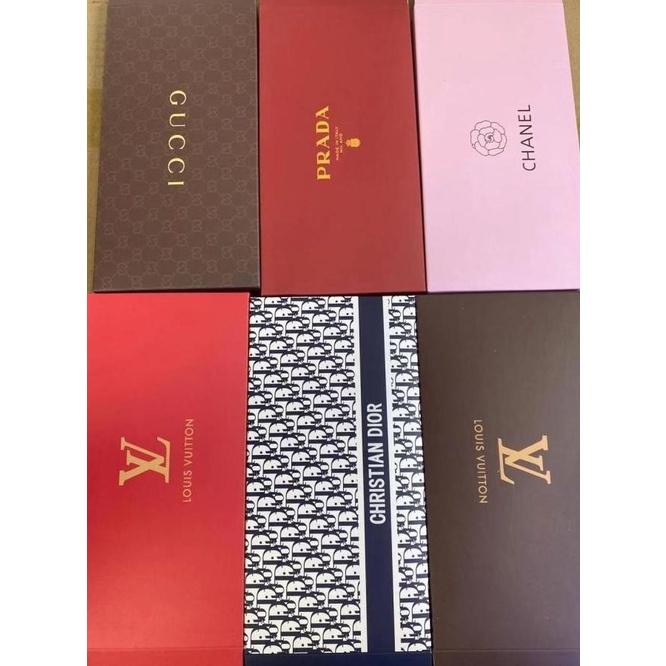 

AMPLOP LEBARAN AMPLOP ANGPAO MERAH MOTIF LV CHANEL TAHUN BARU IMLEK NATALAN LEBARAN EL09I09A82L