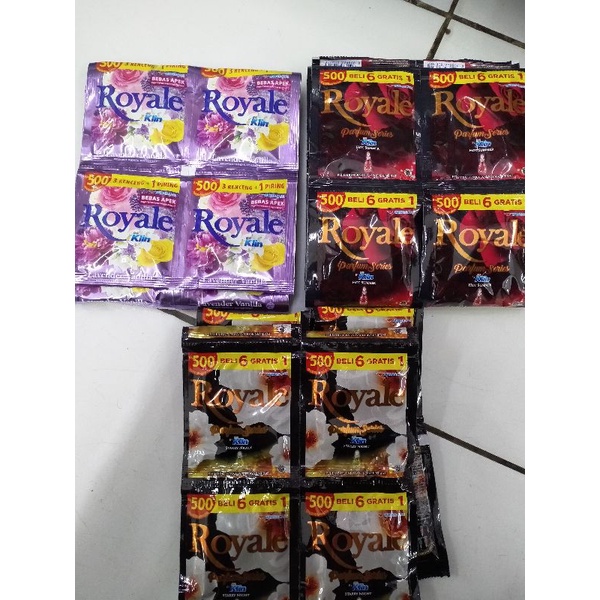 ROYALE PEWANGI ISI 12 SACHET