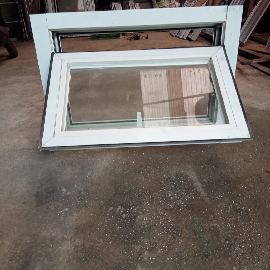 Kaca Jendela Aluminium Boven 40 x60 cm