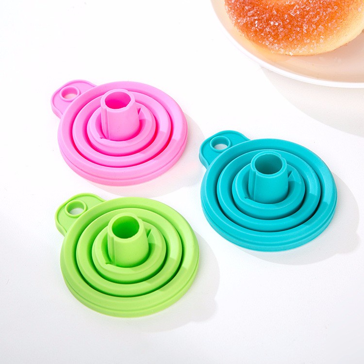 Corong Silikon Lipat Portable Air Minyak Karet Silicone Flexible Collapsible Mini Funnel - BUM